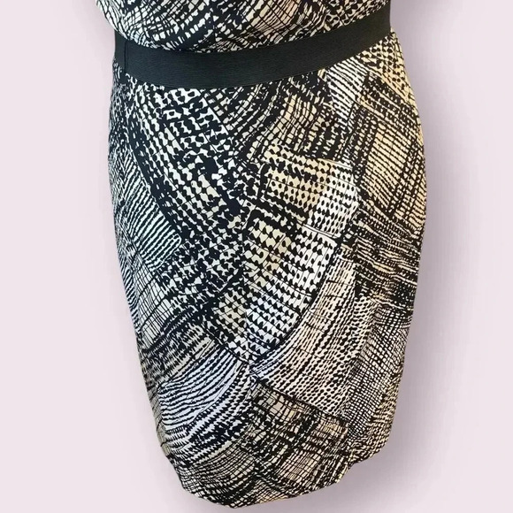 Jones Wear Vintage Casual Sleeveless Shift Dress Stretch Belt 14 Geometric Brown - Picture 11 of 16